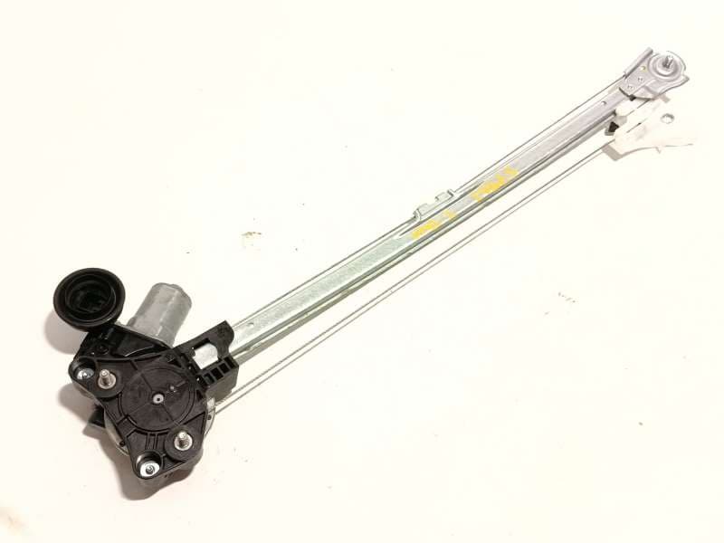 Recambio de elevalunas trasero derecho para mazda mazda 3 sedan 2.5 e-skyactiv-g referencia OEM IAM BCJH7258X BCJH7258XC