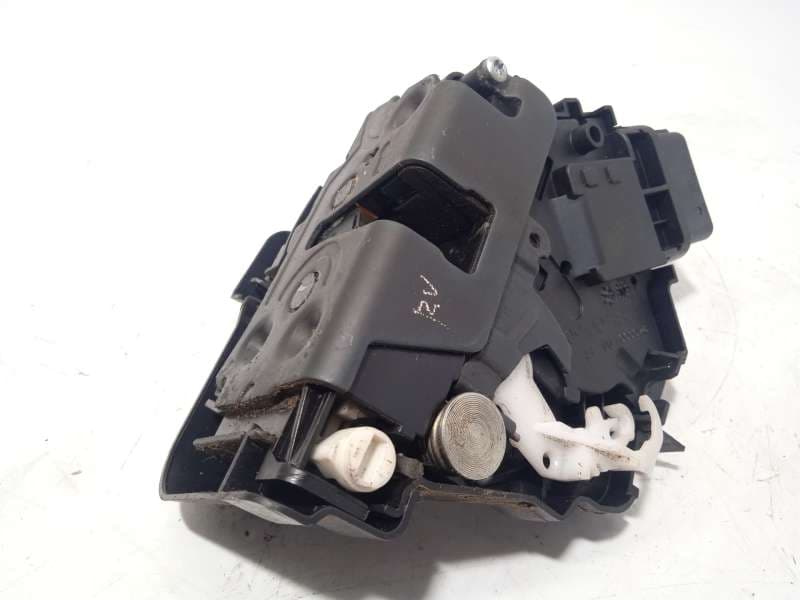 Recambio de cerradura puerta trasera derecha para volvo v50 (545) 2.0 d referencia OEM IAM 30799316 - Plata