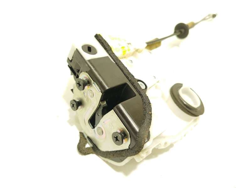 Recambio de cerradura puerta trasera derecha para mazda 3 hatchback (bp) skyactiv-x m hybrid referencia OEM IAM BDMC72310C