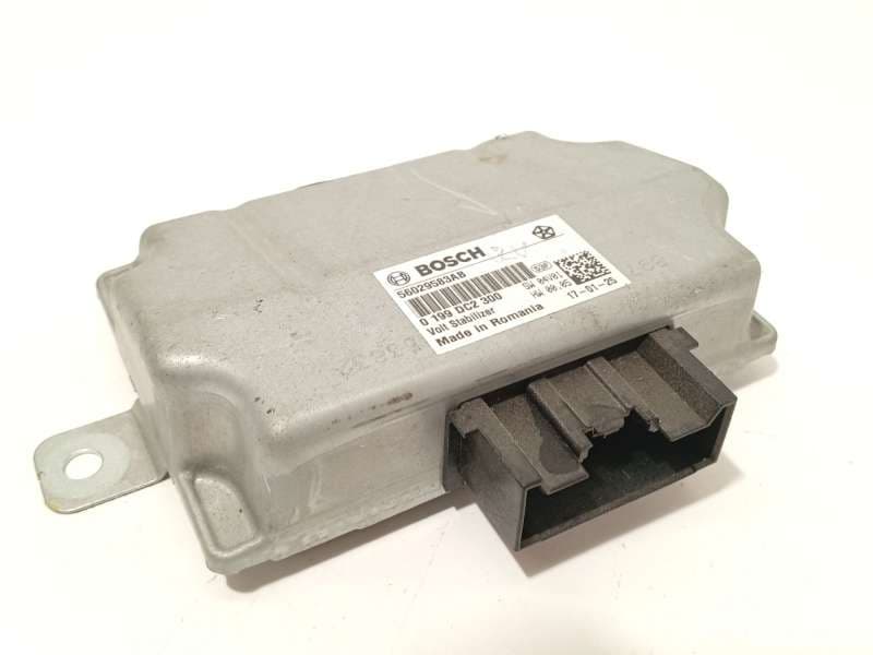 Recambio de modulo electronico para maserati levante suv (m161) 3.0 d q4 referencia OEM IAM 56029583AB K56029583AB 0199DC2300