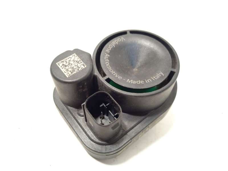 Recambio de modulo electronico para tesla model 3 ev referencia OEM IAM 109764300A - Blanco