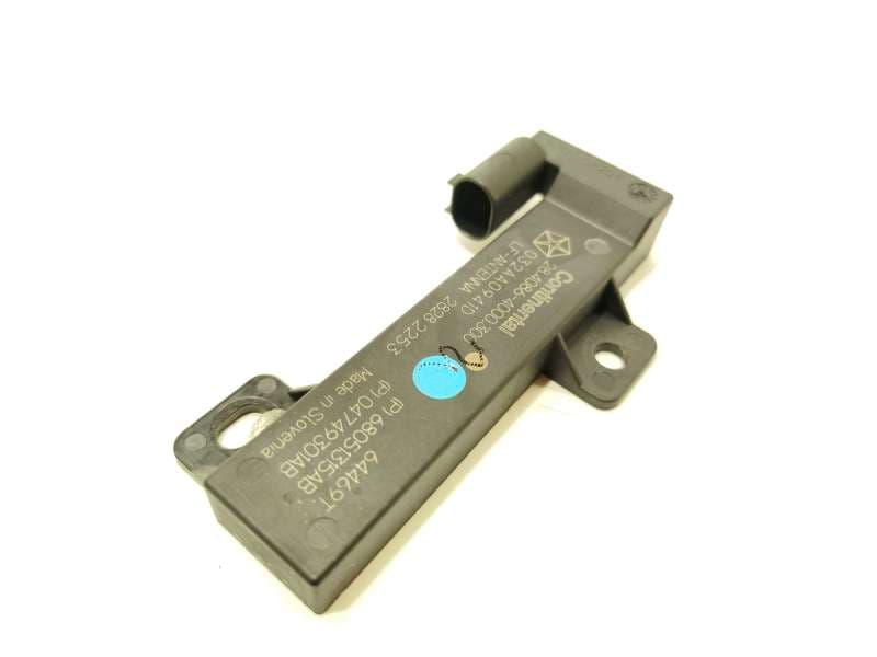 Recambio de antena para jeep renegade suv (bu, b1, bv) 2.0 crd 4x4 referencia OEM IAM 68051315AB 04749301AB 2840864000300