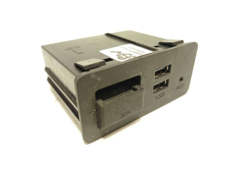 Recambio de modulo electronico para mazda 2 hatchback (dl, dj) 1.5 skyactiv-g referencia OEM IAM D09H669U0 - Granate