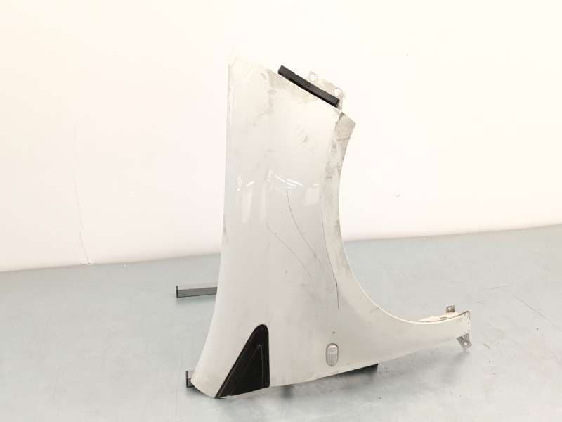 Recambio de aleta delantera derecha para fiat bravo ii (198_) 1.6 d multijet (198axh1b) referencia OEM IAM 51822247 - Blanco