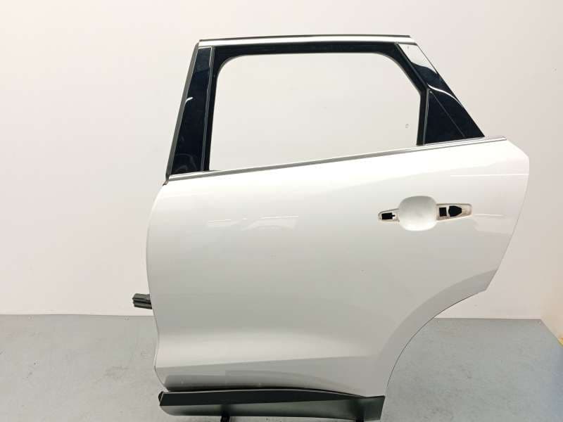 Recambio de puerta trasera izquierda para jaguar f-pace (x761) 2.0 td4 awd referencia OEM IAM T4A1371 - Blanco