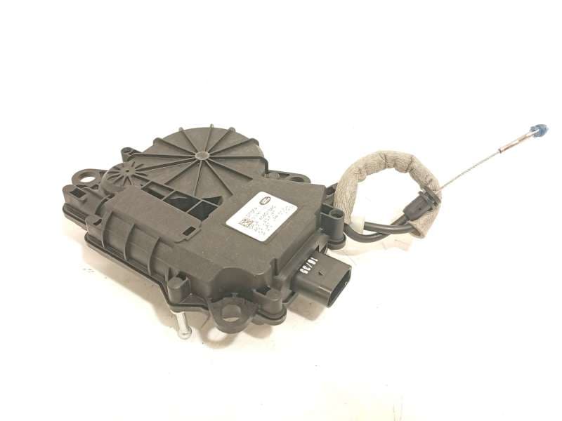 Recambio de motor cierre centralizado porton para jaguar f-pace (x761) 2.0 td4 awd referencia OEM IAM CPLA404C10AC - Blanco