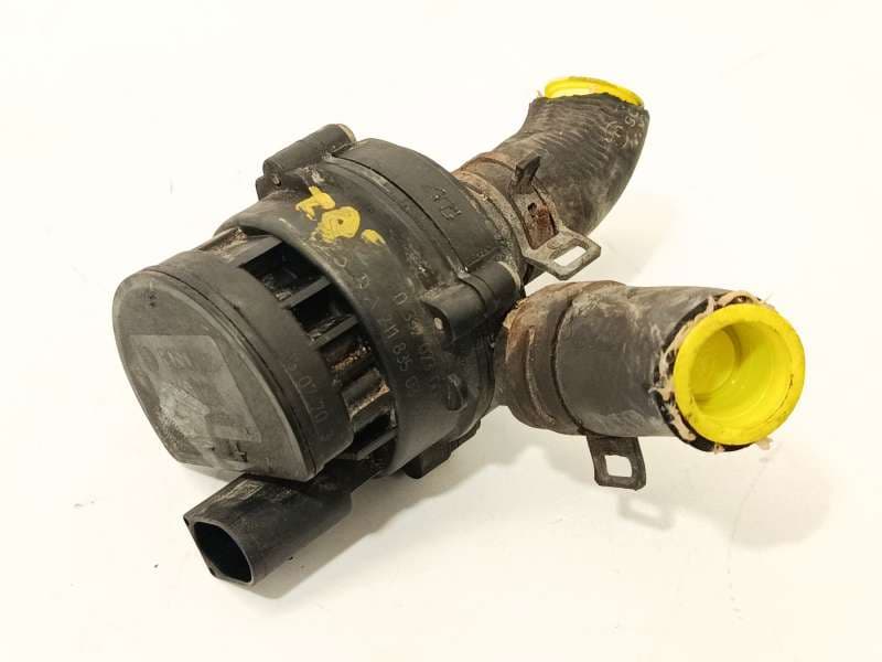 Recambio de bomba agua para mercedes-benz glc (x253) 250 d 4-matic (253.909) referencia OEM IAM A2118350364 A2048350364 03920230 - Plata