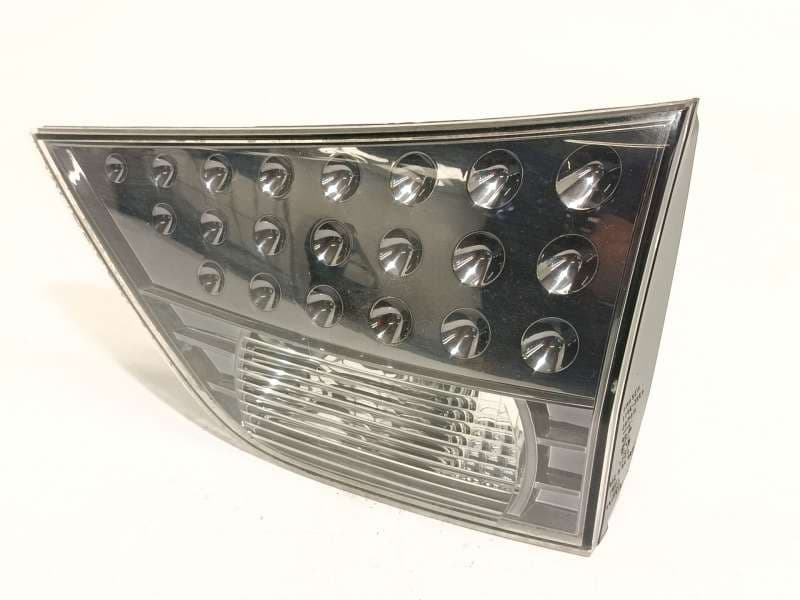 Recambio de piloto trasero derecho interior para mitsubishi outlander ii van (cw_w) di-d 4wd (cw1w) referencia OEM IAM 8331A006 - Azul