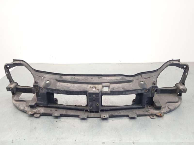 Recambio de panel frontal para opel vivaro a furgoneta (x83) 1.9 dti (f7) referencia OEM IAM 93161903 4414699 - Blanco