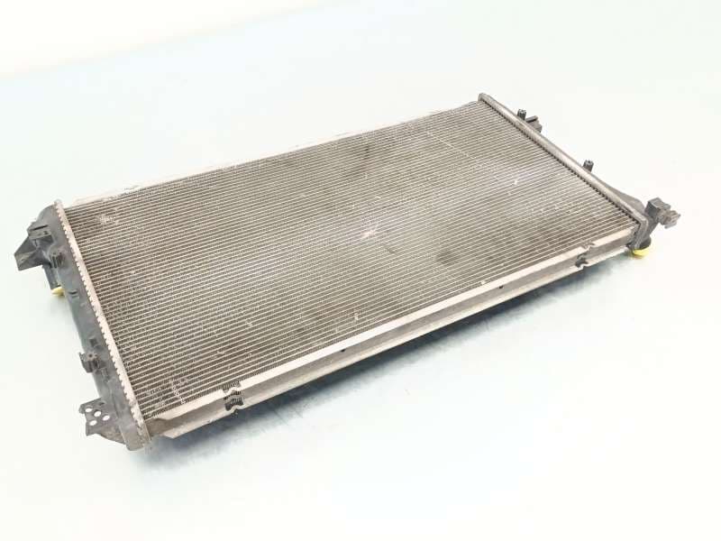 Recambio de radiador agua para opel movano a furgoneta (x70) 2.5 cdti (fd) referencia OEM IAM 4417245 67287 - Blanco