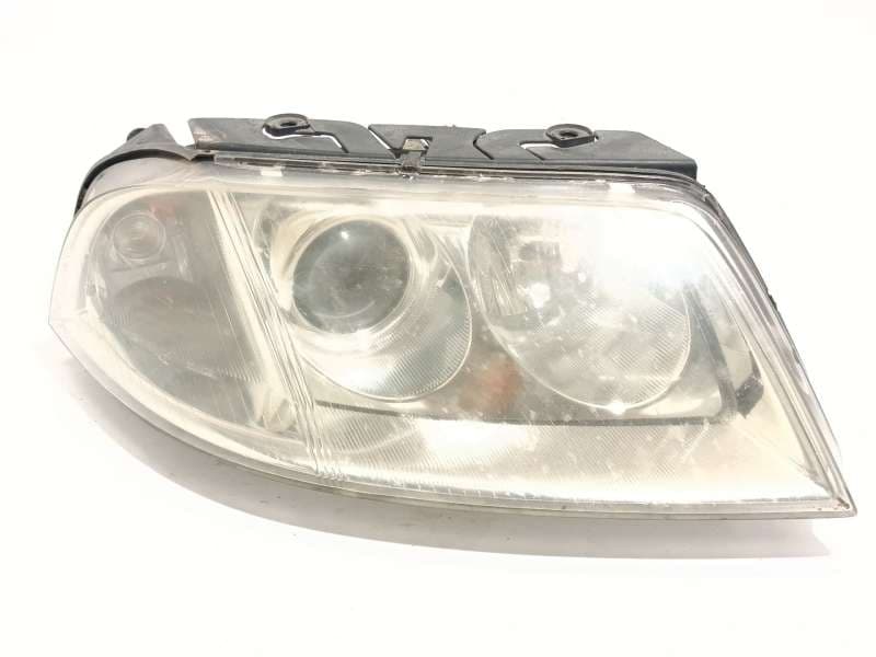 Recambio de faro derecho para volkswagen passat b5.5 (3b3) 1.9 tdi referencia OEM IAM 3B0941016AN 1EL00835002 - Gris