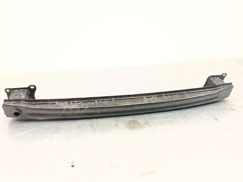 Recambio de refuerzo paragolpes trasero para skoda yeti (5l) 1.2 tsi referencia OEM IAM 5L6807305C - Plata