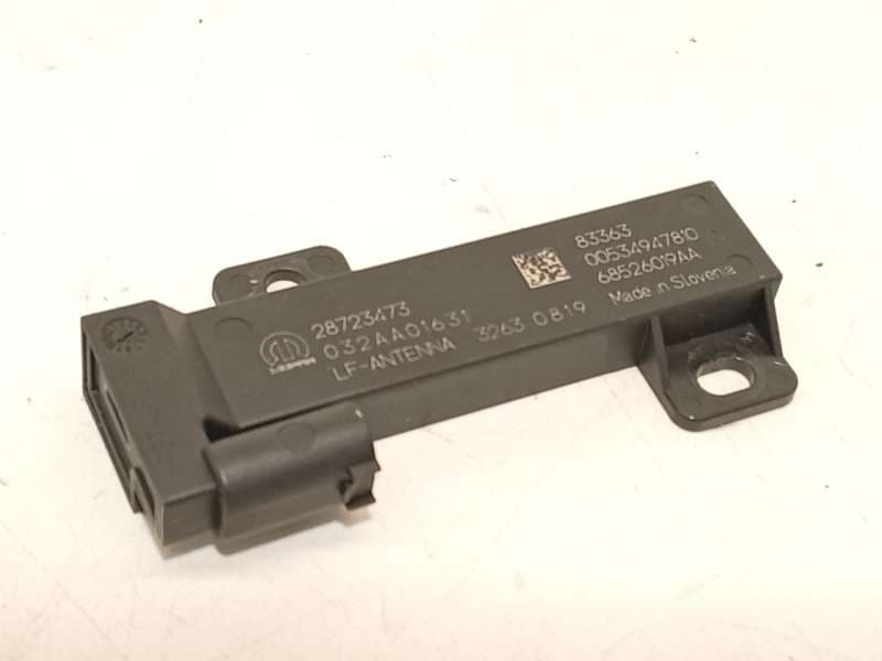 Recambio de antena para alfa romeo tonale (965_) 1.5 mild hybrid referencia OEM IAM 53494781 00534947810 28723473 - Blanco
