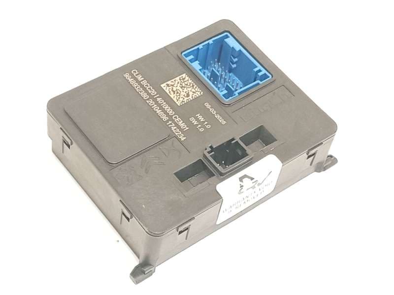 Recambio de modulo electronico para peugeot 2008 ii (ud_, us_, uy_, uj_, ur_, uc_) 1.2 puretech 100 referencia OEM IAM 984893238 - Blanco