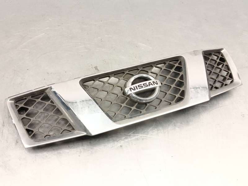 Recambio de rejilla delantera para nissan navara np300 (d40) 2.5 dci 4wd referencia OEM IAM 62310EB400 - Blanco