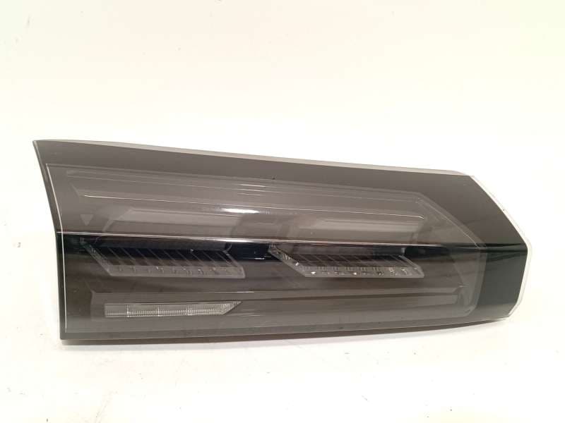 Recambio de piloto trasero izquierdo interior para peugeot 2008 ii (ud_, us_, uy_, uj_, ur_, uc_) 1.2 puretech 100 referencia OE - Gris