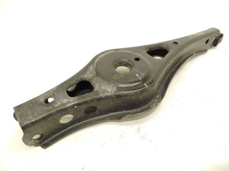 Recambio de brazo suspension inferior trasero izquierdo para jaecoo jaecoo7 phev 1.5 referencia OEM IAM 202002546AA - Negro