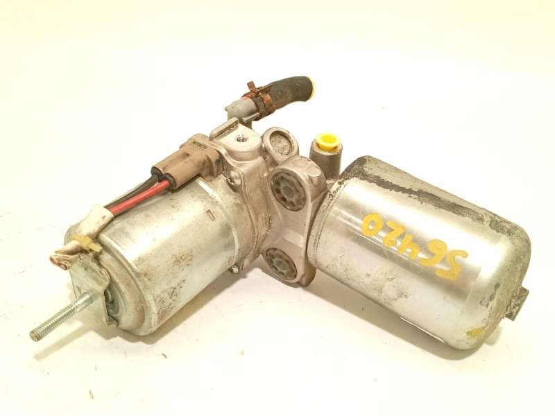 Recambio de servofreno para toyota corolla ranchera familiar (_e21_) 1.8 hybrid (zwe211) referencia OEM IAM 4707047070 - Gris